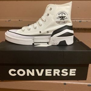 Converse CX disrupt in a size 6.5